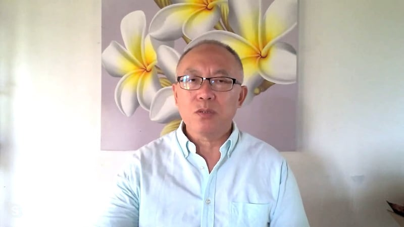 江西异见作家傅志彬表示,没有中心、没有计划的抗争随时可起。(截图自节目)