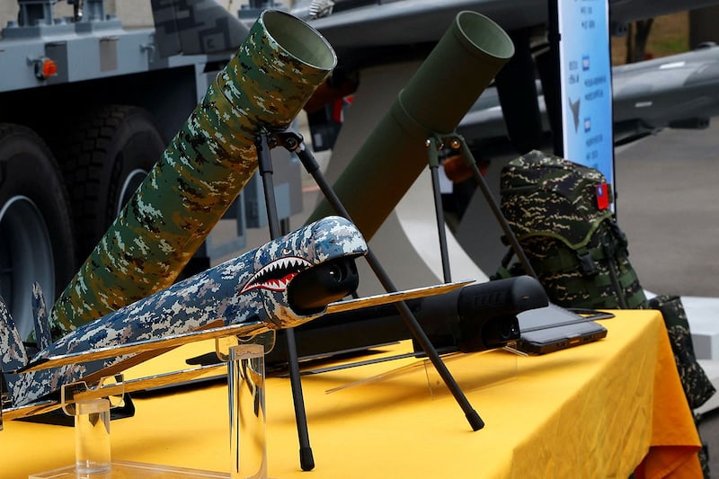 台湾国防部向媒体展示其国产无人机。（资料照、路透社）