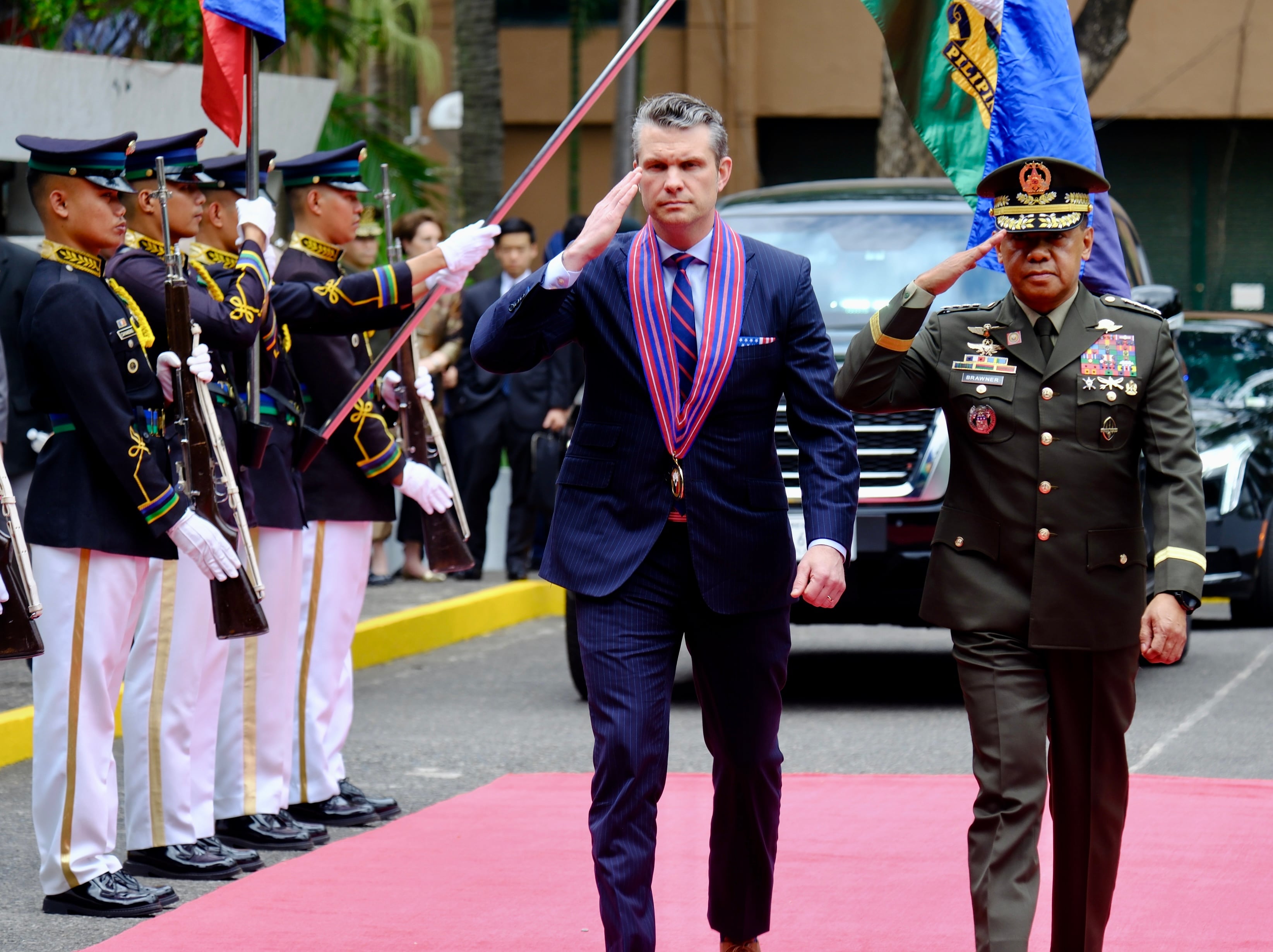 US to send advanced military hardware to Philippines