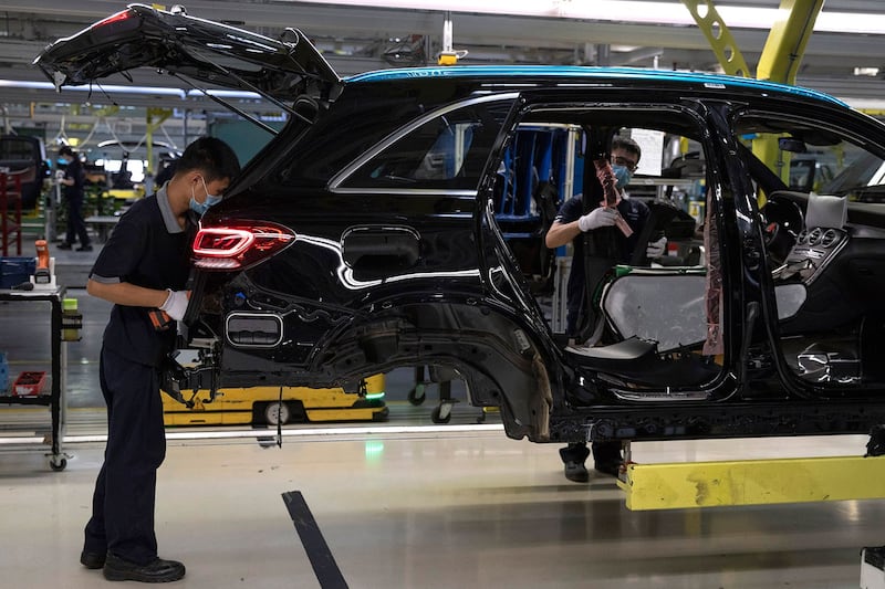 中国汽车整车制造面临关键零部件短缺问题，而这些零部件往往需要从国外进口。（美联社资料图片）