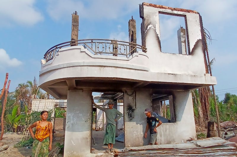 ENG_BUR_TRAPPED IN MANGDAUW_06172024.2-2.jpg